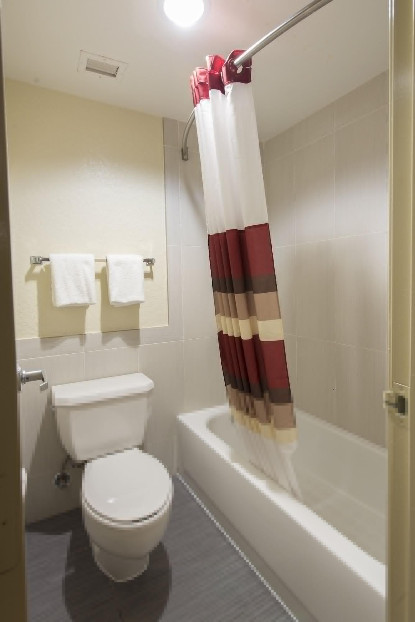 Red Roof Inn Houston Brookhollow Buitenkant foto